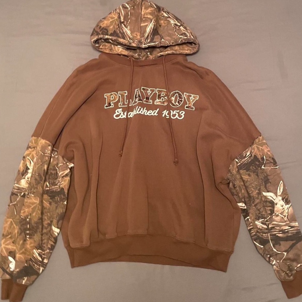 ISO PLAYBOY CAMO
